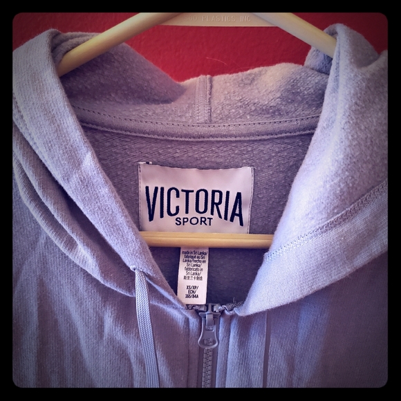 Victoria's Secret Tops - 🥳 LAST CHANCE 🥳Victoria spirt grey hoodie